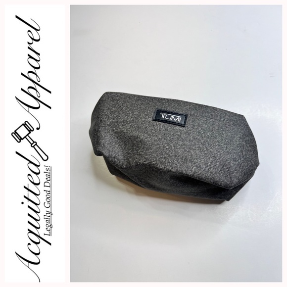 TUMI FOR DELTA Airlines Empty Gray Makeup Bag Pouch Amenity - Picture 1 of 12